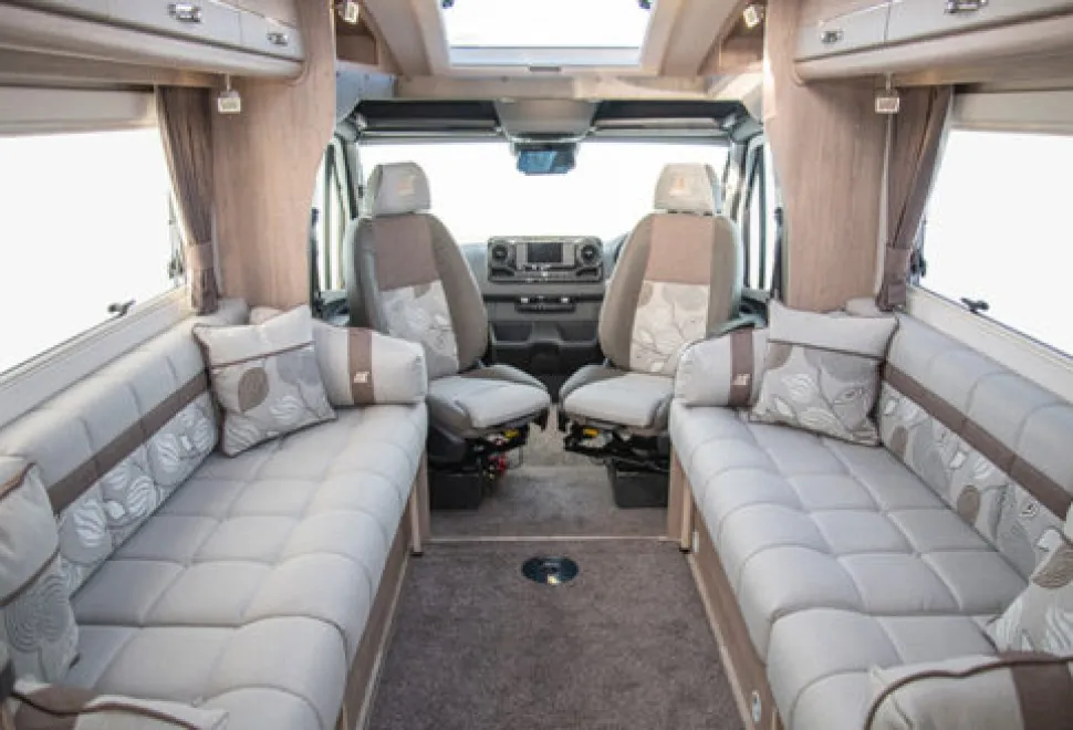 Auto-Sleeper Mercedes Benz Luxury Winchcombe 2024