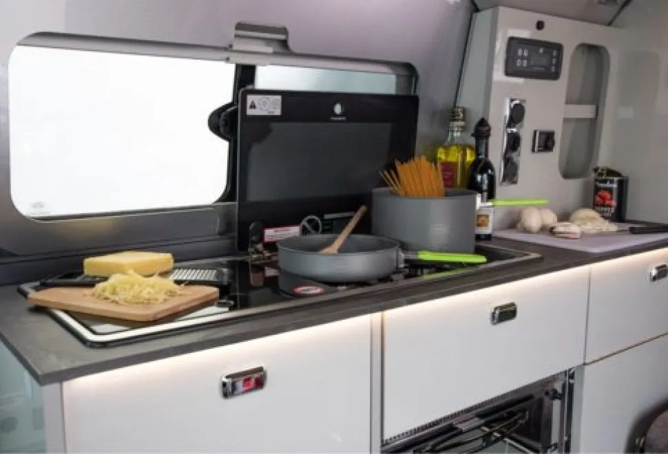 Auto-Sleeper Ford Custom Air 2025