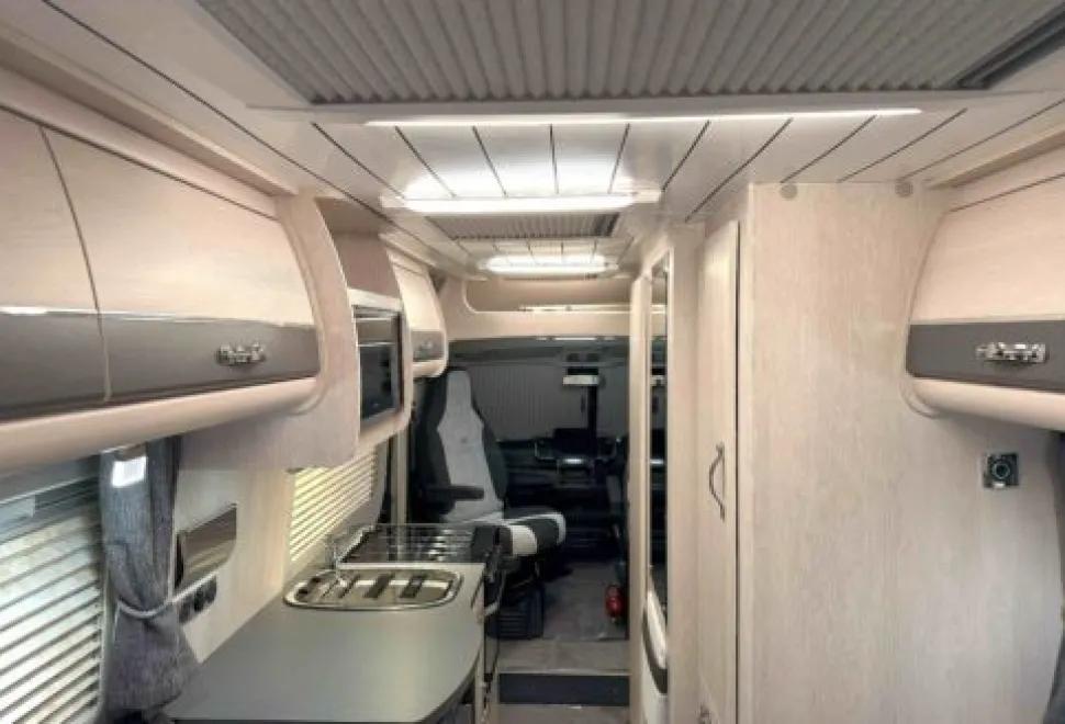 Auto-Sleeper  Fiat Van Conversion Warwick XL 2025