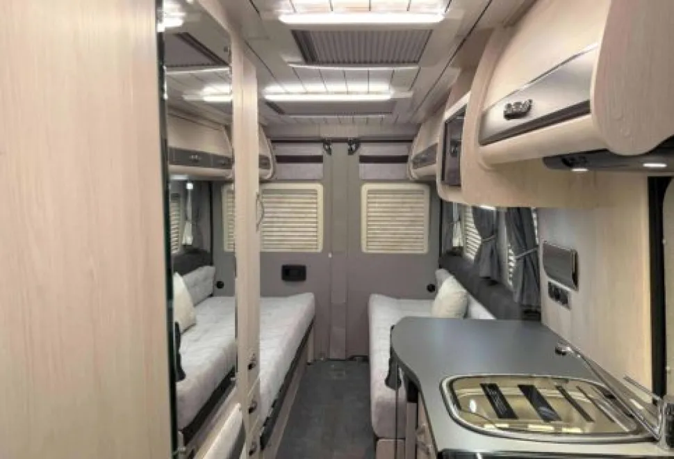 Auto-Sleeper  Fiat Van Conversion Warwick XL 2025