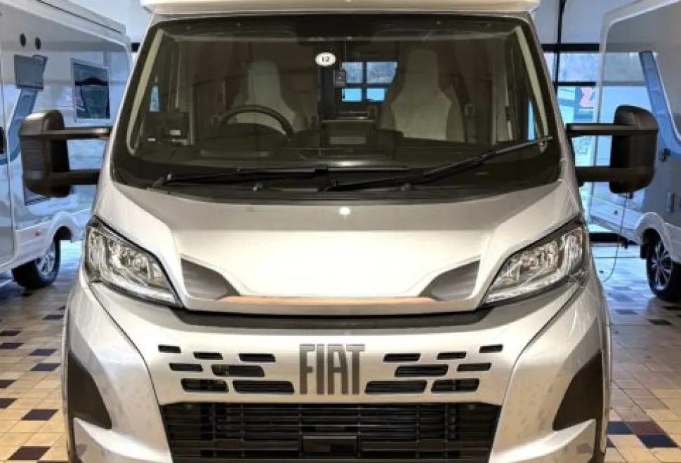 Auto-Sleeper  Fiat Coach Built Broadway EK TB LP 2025