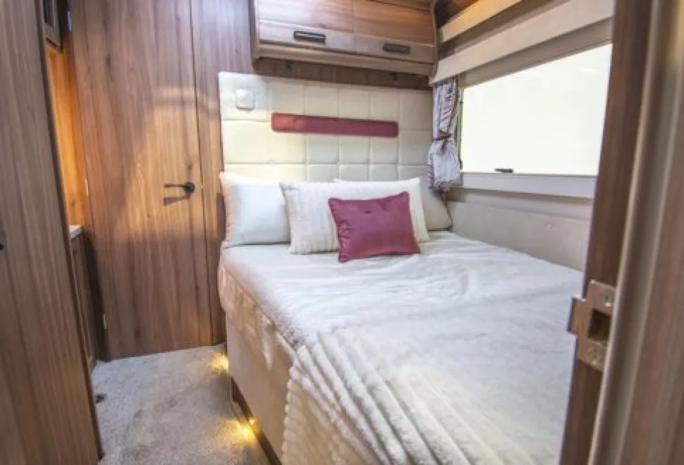 Auto-Sleeper Mercedes Benz Luxury Burford 2025