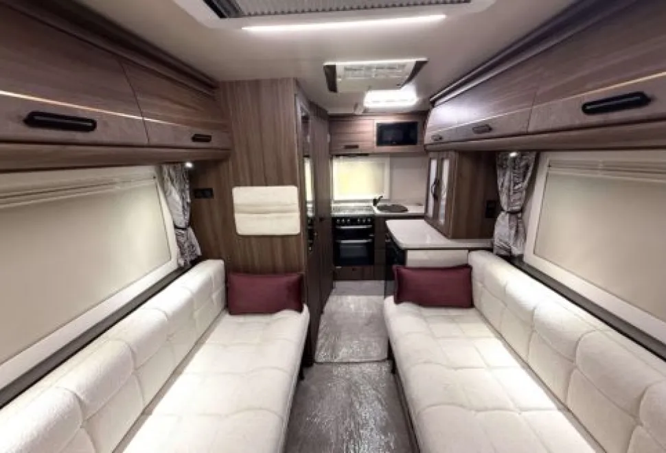Auto-Sleeper  Mercedes Benz Luxury Bourton 2025