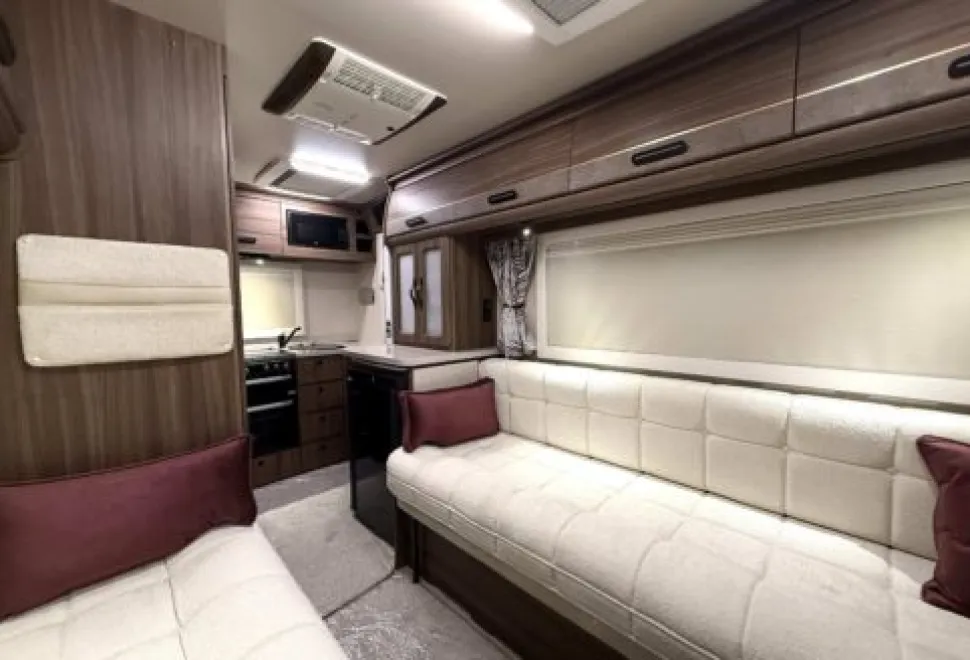 Auto-Sleeper  Mercedes Benz Luxury Bourton 2025