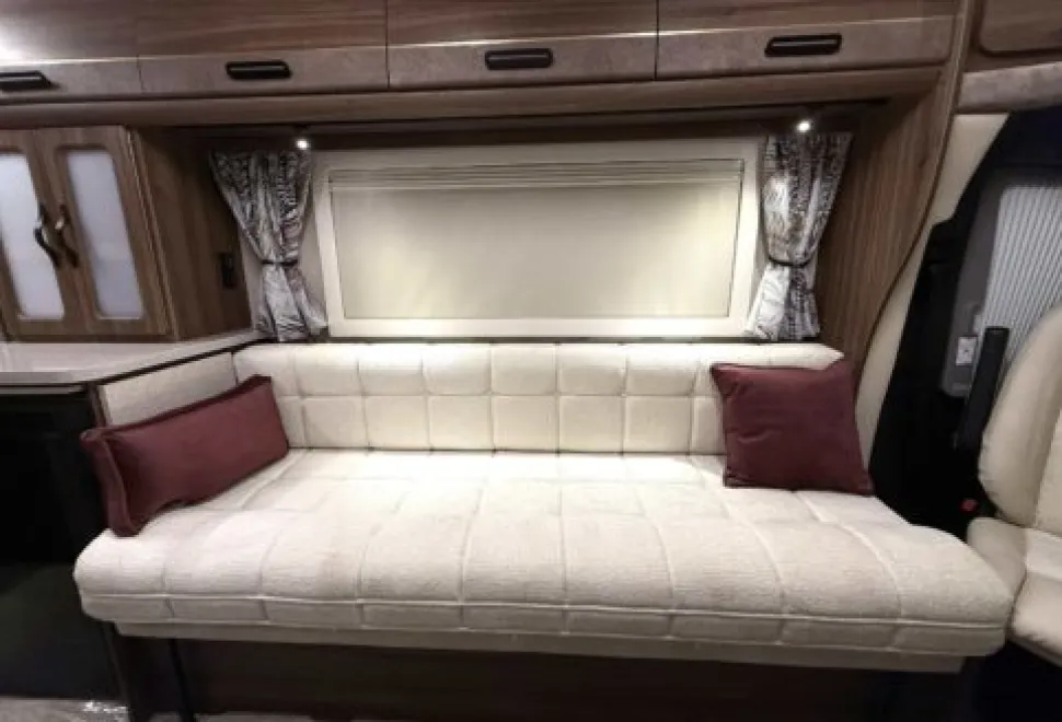 Auto-Sleeper  Mercedes Benz Luxury Bourton 2025