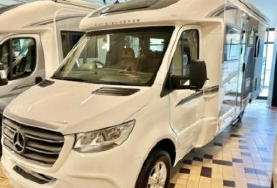 Auto-Sleeper Mercedes Benz Luxury Burford Duo 2025