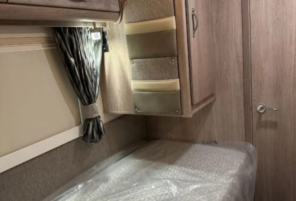 Auto-Sleeper Mercedes Benz Luxury Burford Duo 2025
