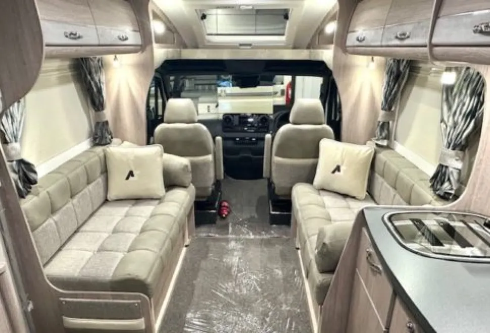 Auto-Sleeper Mercedes Benz Luxury Burford Duo 2025