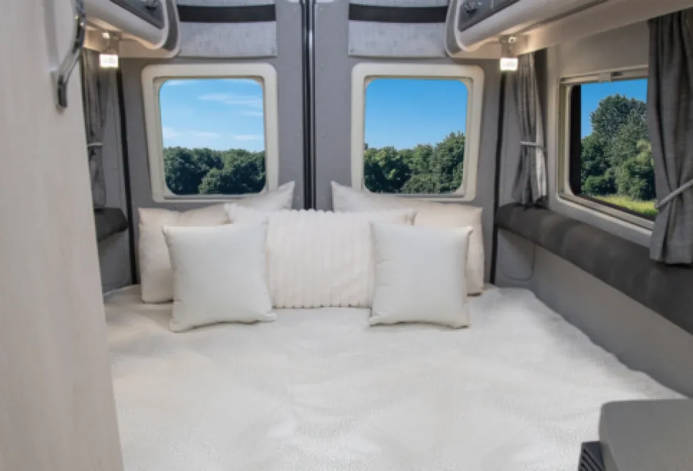 Auto-Sleeper  Fiat Van Conversion Warwick XL 2026