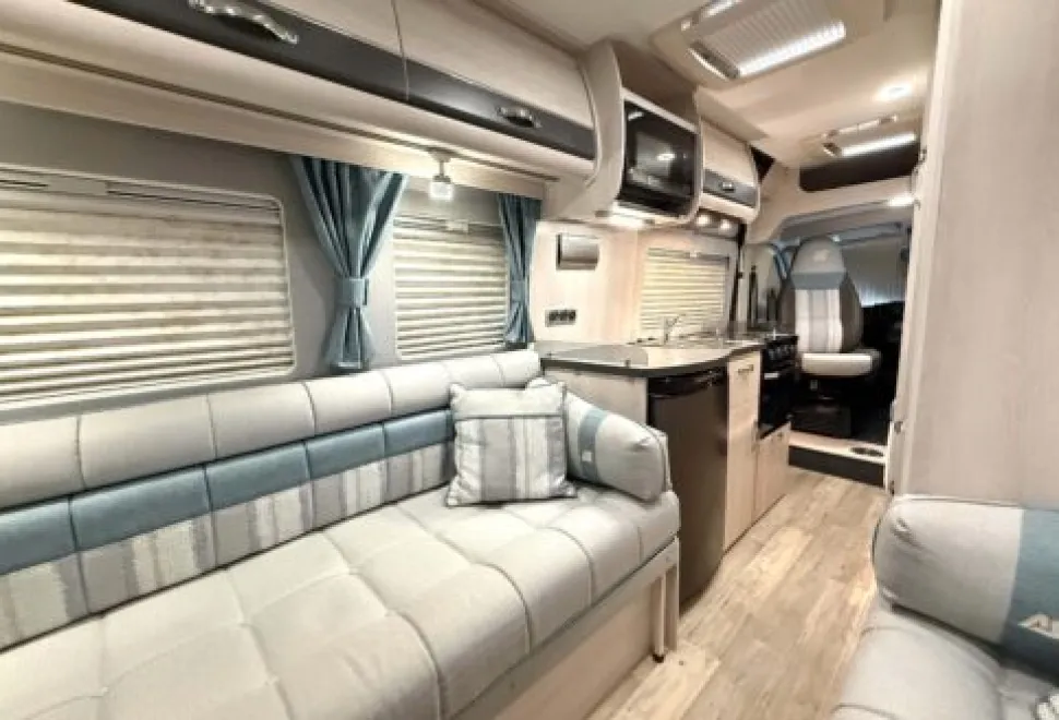 Auto-Sleeper  Fiat Van Conversion Warwick XL 2020