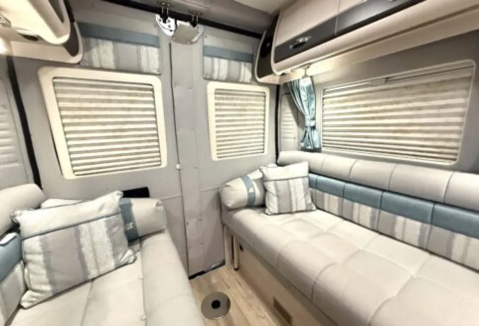 Auto-Sleeper  Fiat Van Conversion Warwick XL 2020
