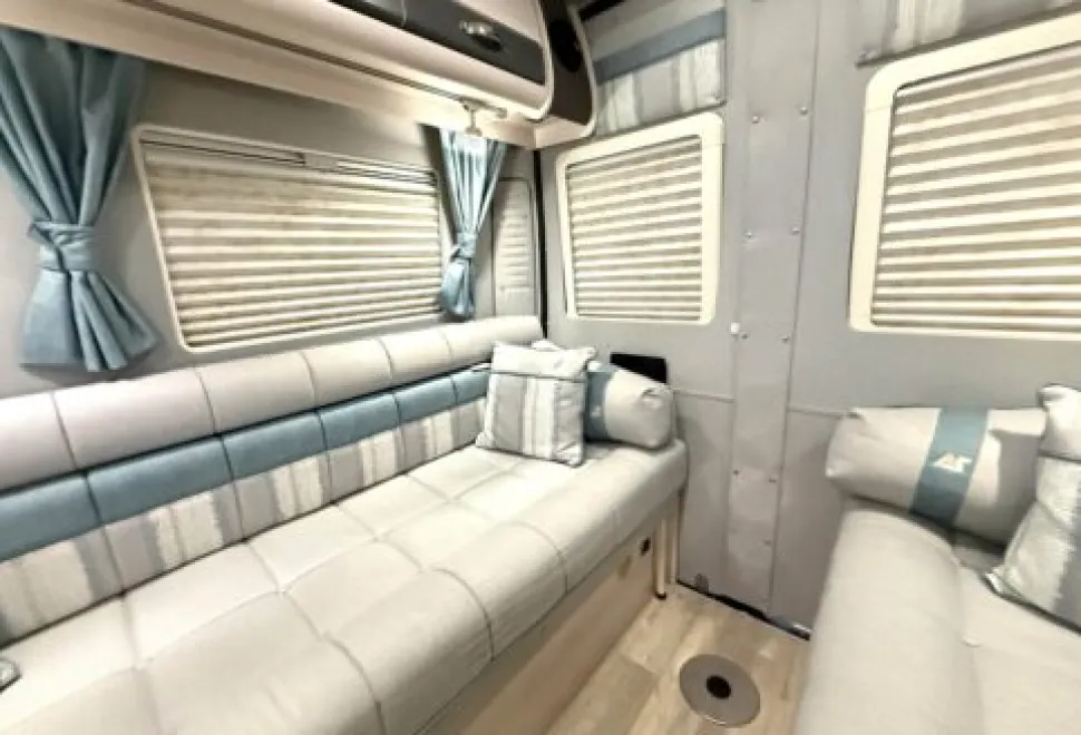 Auto-Sleeper  Fiat Van Conversion Warwick XL 2020