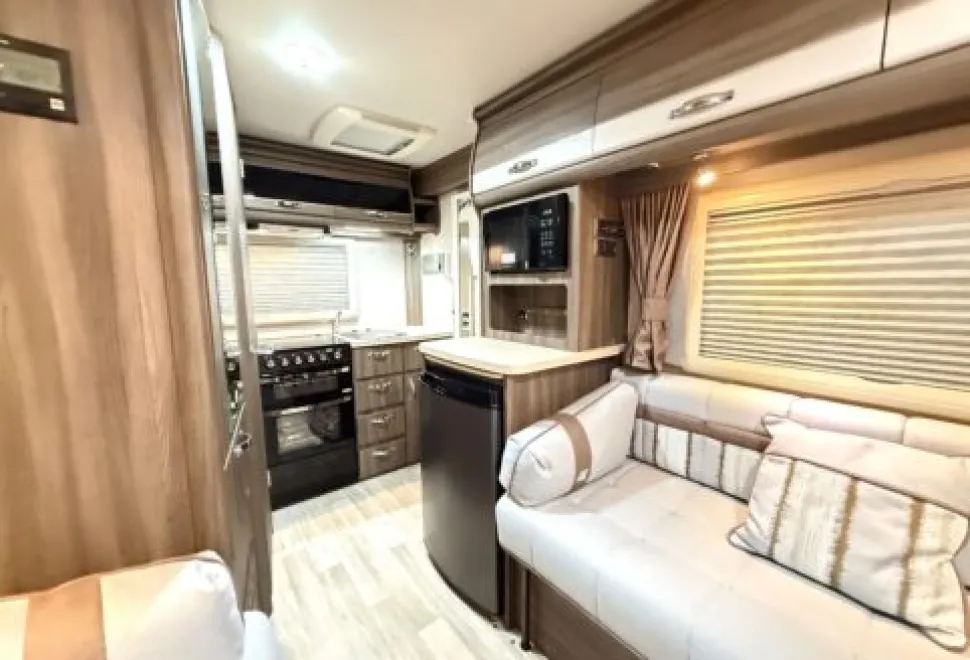 Auto-Sleeper  Peugeot Coach Built Nuevo EK 2018
