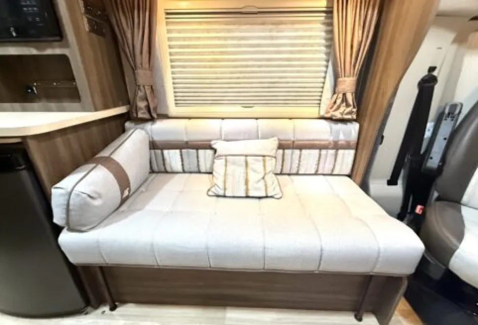 Auto-Sleeper  Peugeot Coach Built Nuevo EK 2018