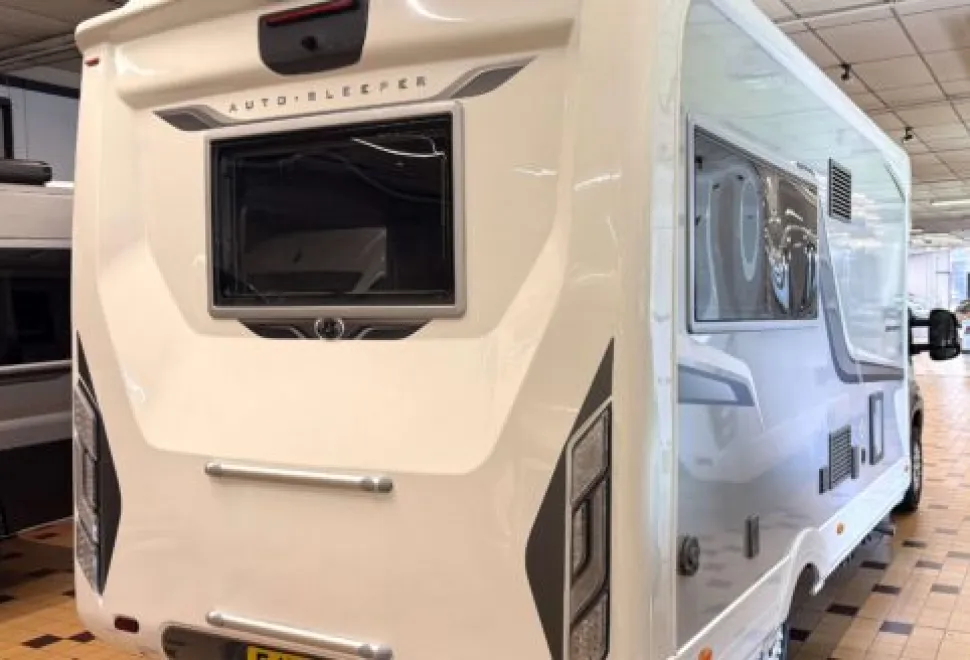Auto-Sleeper  Peugeot Coach Built Broadway EL 2023