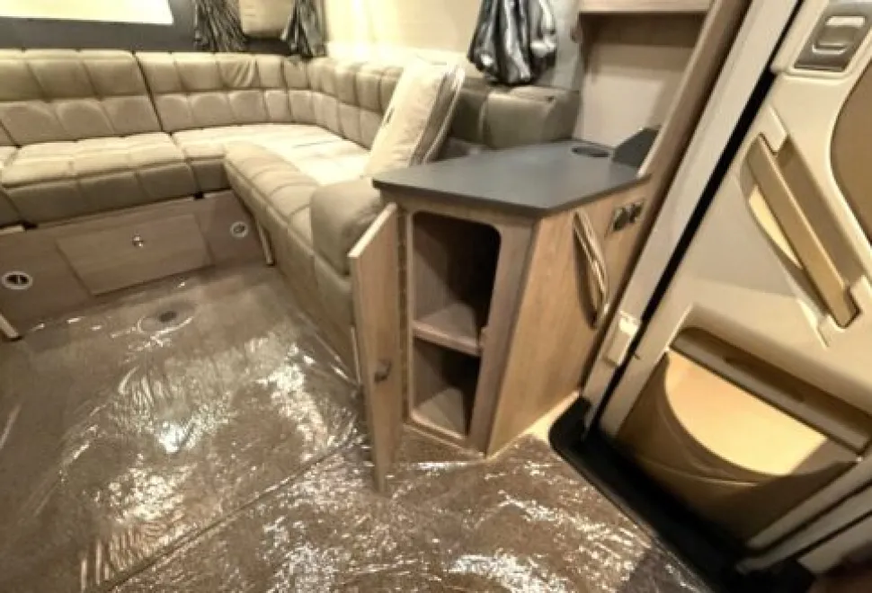 Auto-Sleeper  Peugeot Coach Built Broadway EL 2023