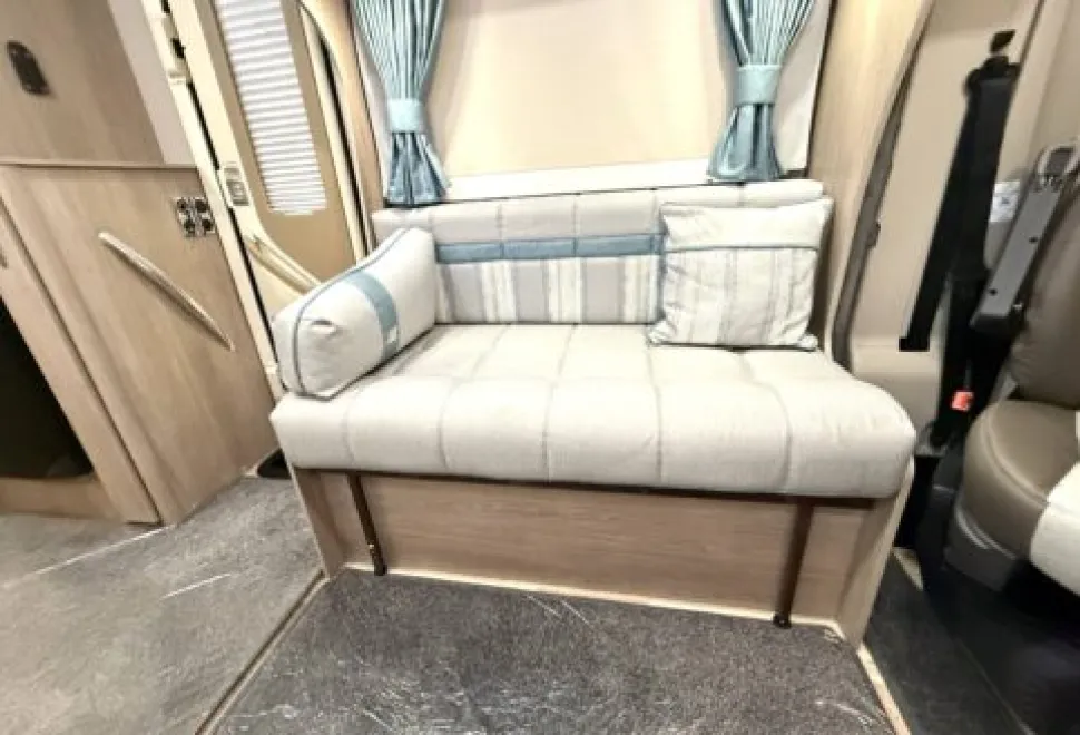 Auto-Sleeper  AL KO Coach Built Corinium Duo 2020
