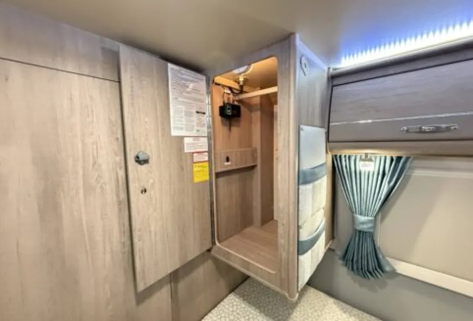 Auto-Sleeper  AL KO Coach Built Corinium Duo 2020