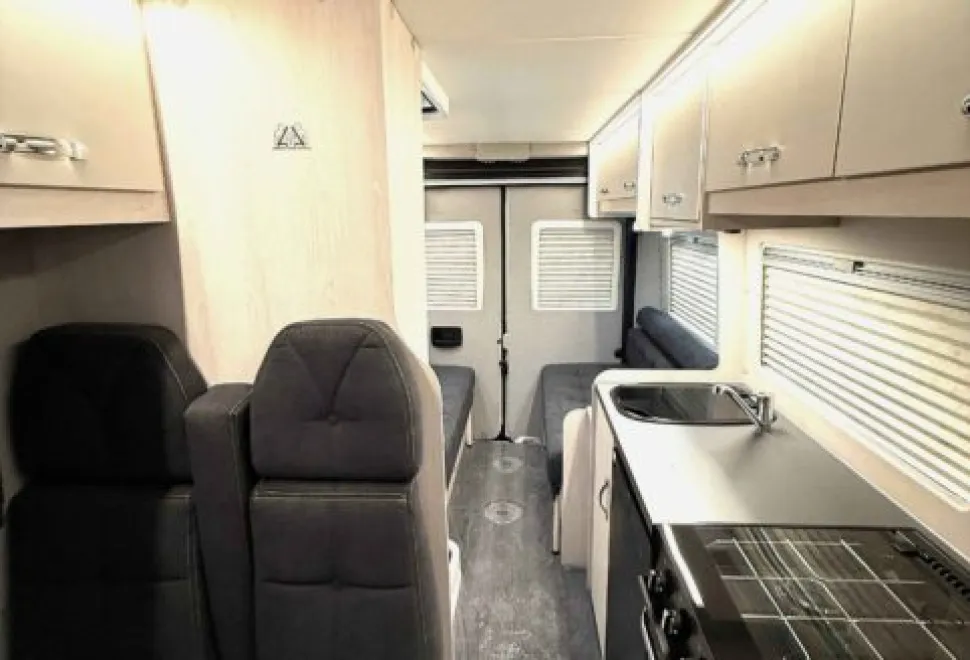 Auto-Sleeper   2026