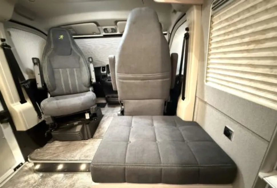 Auto-Sleeper   2026