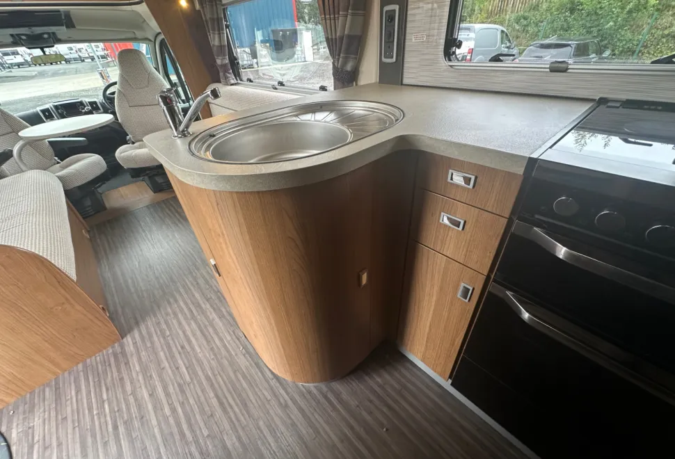 Auto-Trail Tracker RS 2017
