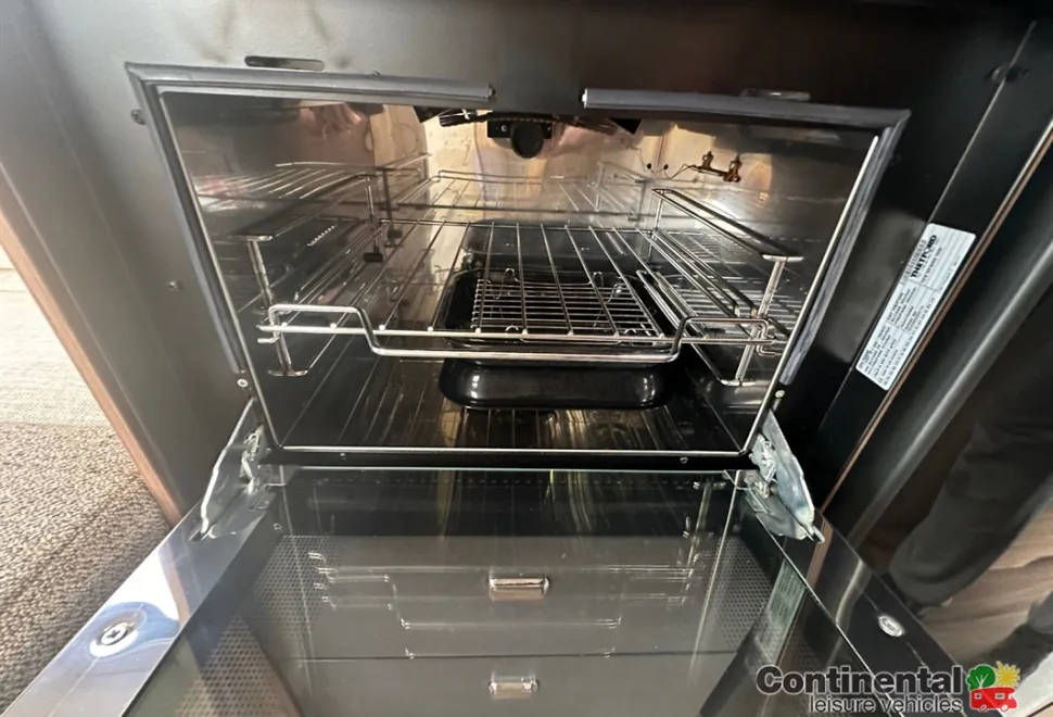 Swift Escape C402 2020