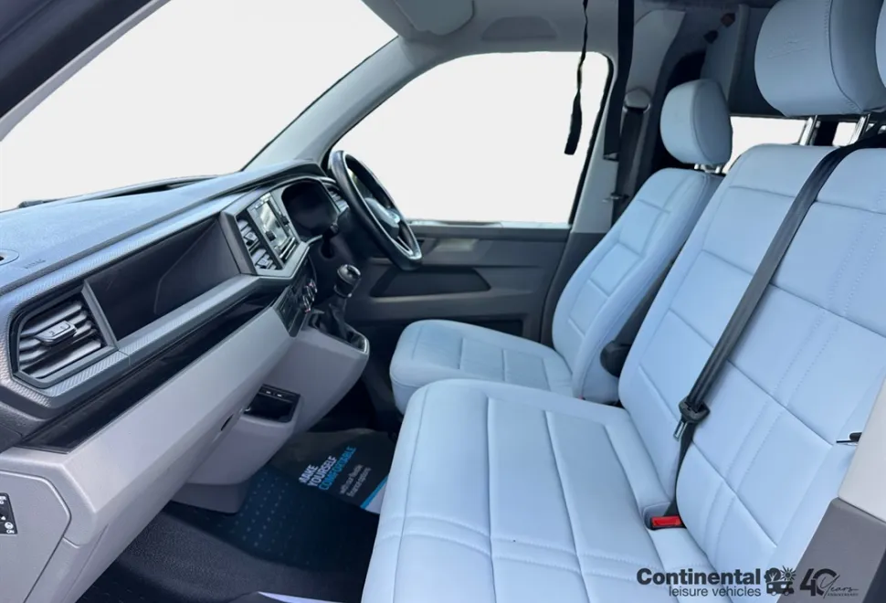 Volkswagen St Tropez T6 Transporter - Camperking 2022