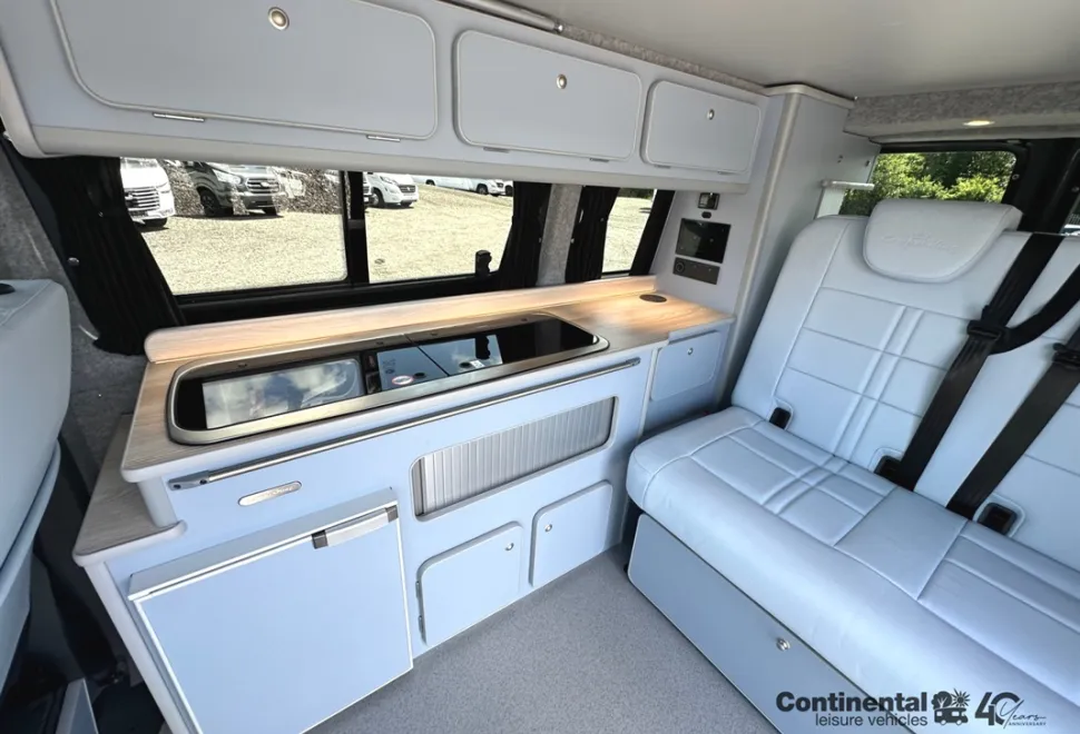 Volkswagen St Tropez T6 Transporter - Camperking 2022