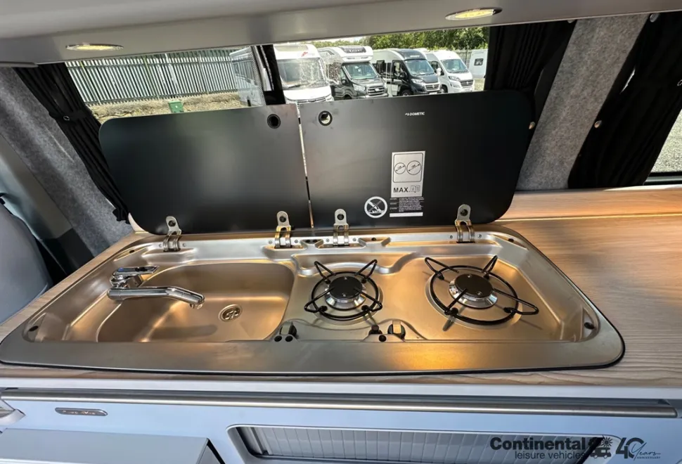 Volkswagen St Tropez T6 Transporter - Camperking 2022