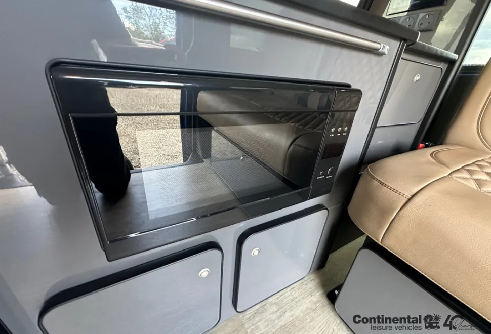 Volkswagen Monte Carlo T6 Transporter - Camperking 2024