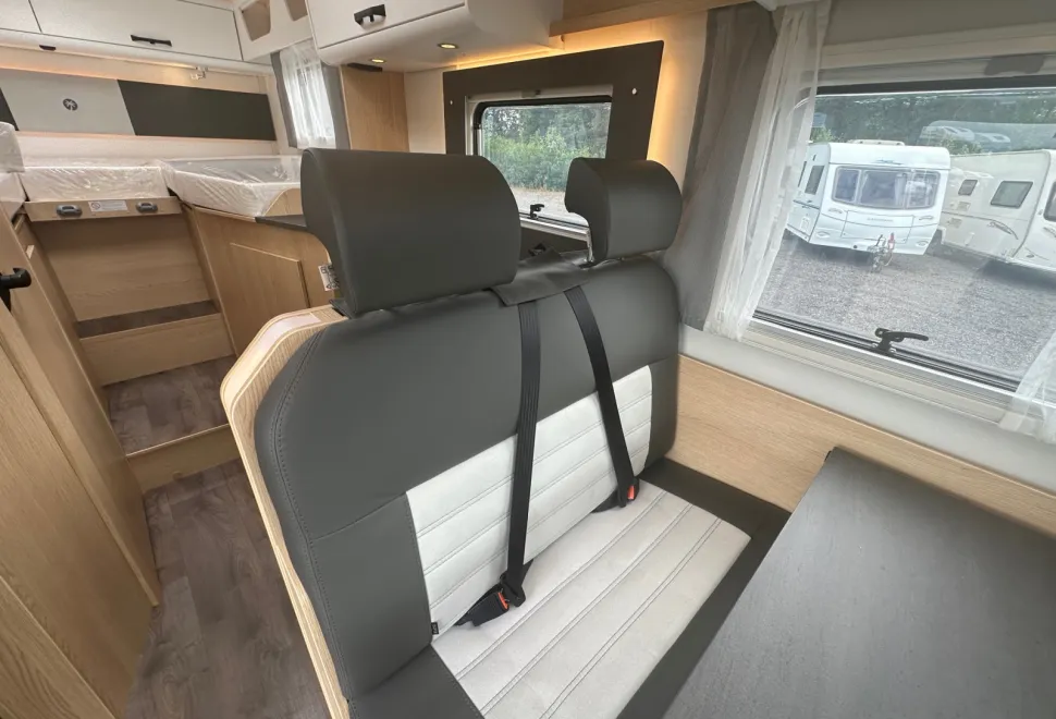 Sunlight Coachbuilt T670 S Adventure Edition 2025