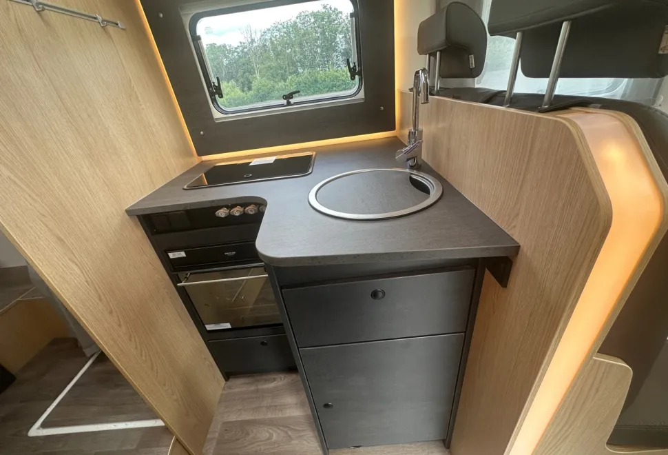 Sunlight T690L  Adventure Edition 2025