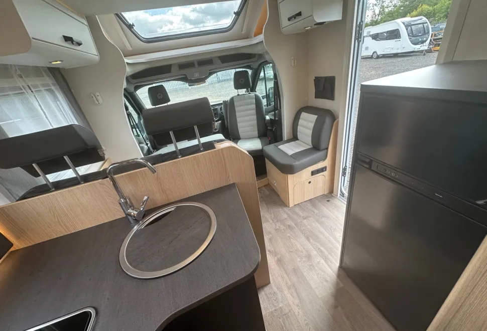Sunlight T690L  Adventure Edition 2025