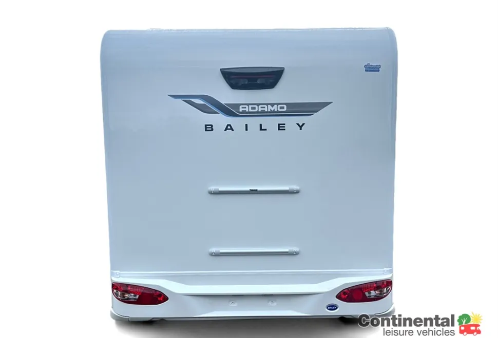 Bailey Adamo 694 2025