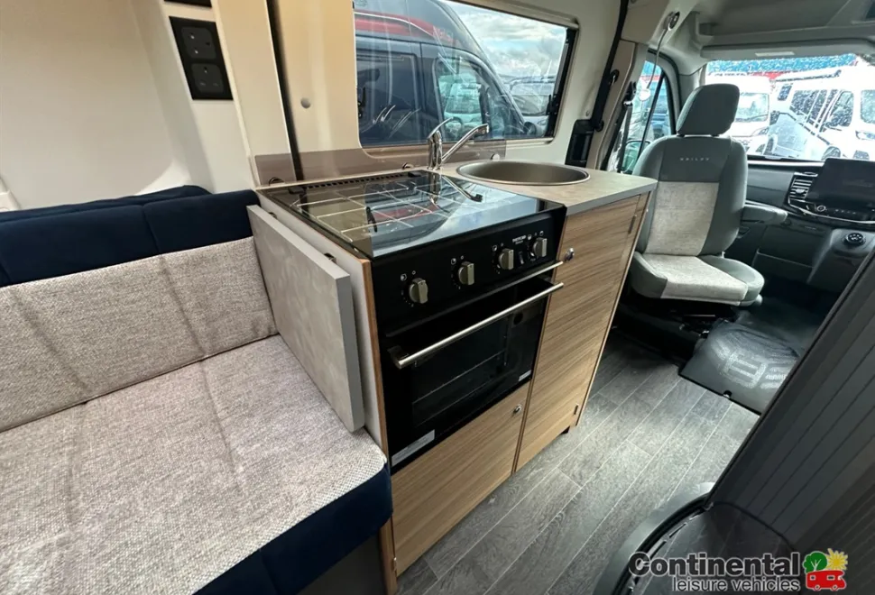 Bailey Endeavour B62 2025