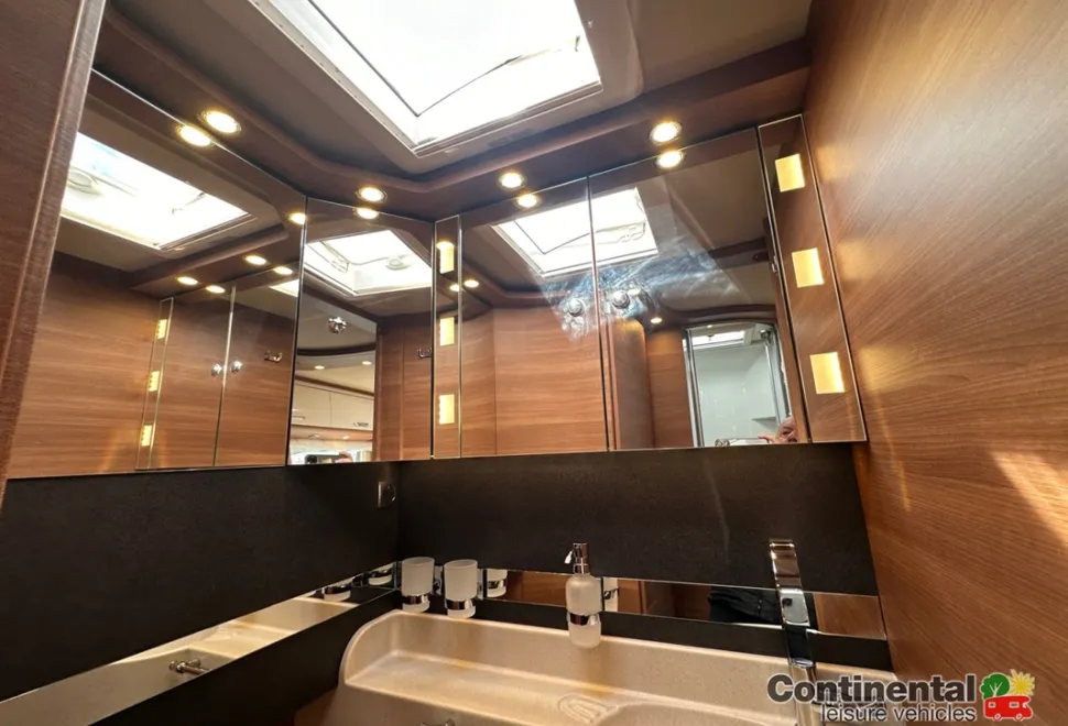 Carthago Chic C-Line I 4.9 LE L 2025
