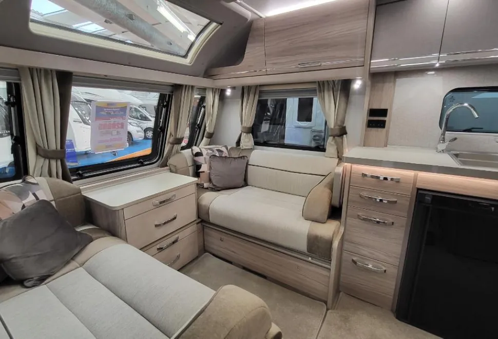 Elddis Crusader Mistral 2024