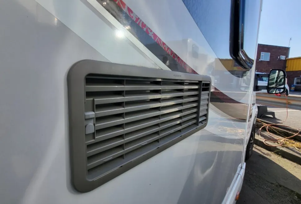 Elddis Supreme 185 2018