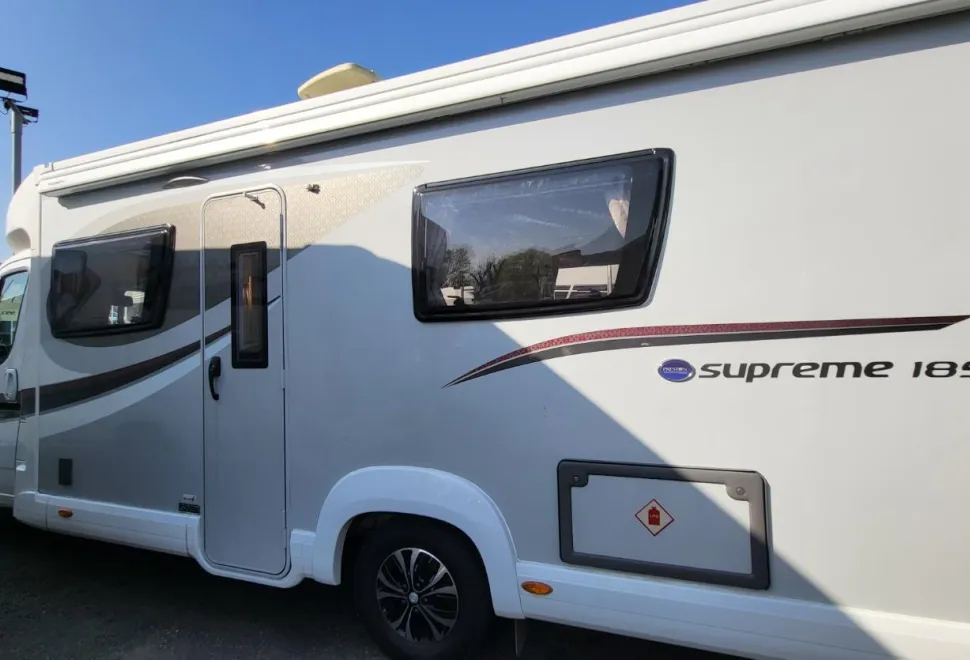 Elddis Supreme 185 2018