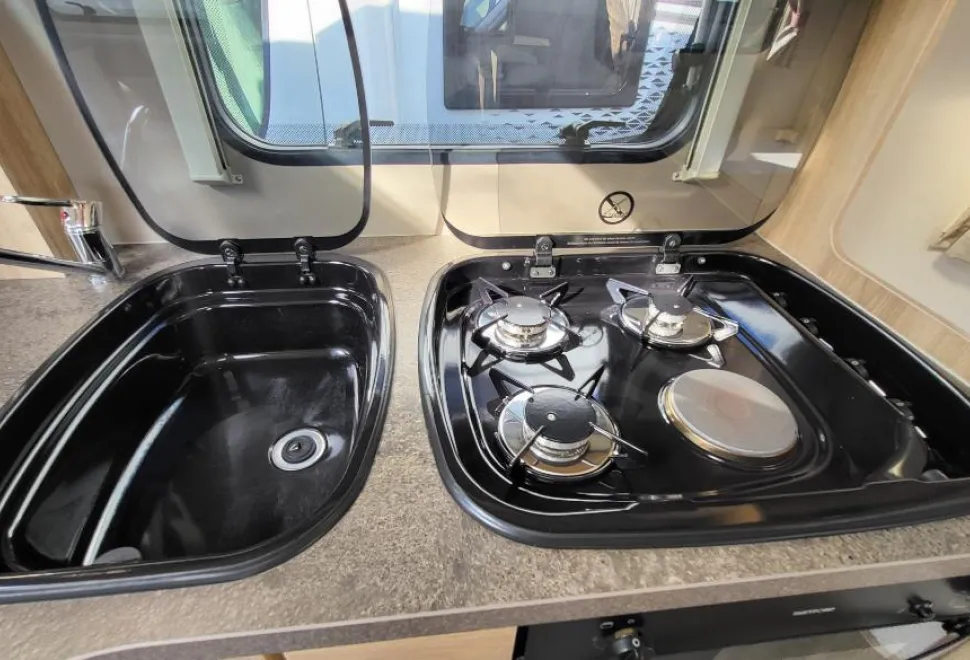 Elddis Supreme 185 2018