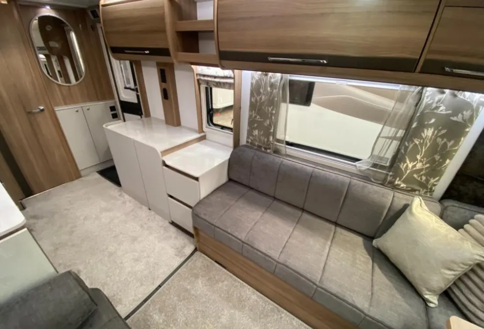 Bailey Unicorn Deluxe Seville 2025