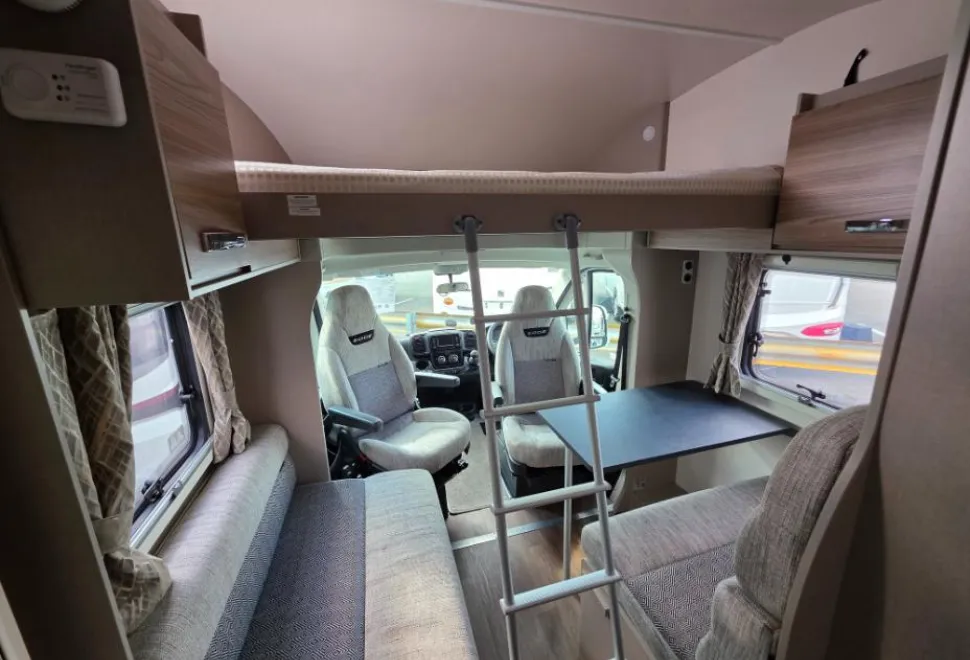 Swift Edge 494 2022
