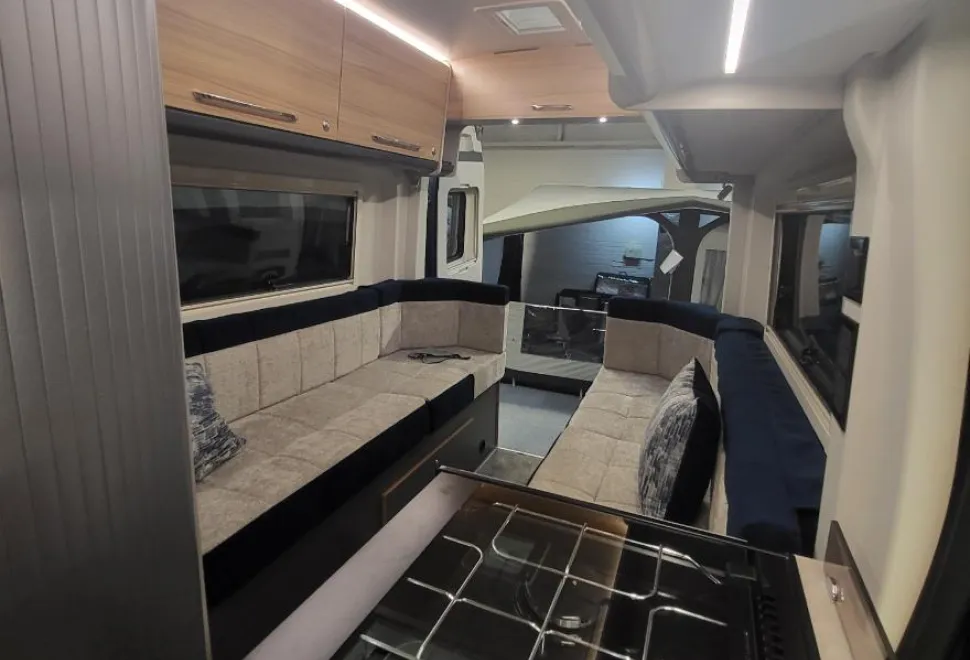 Bailey Endeavour B62 2026