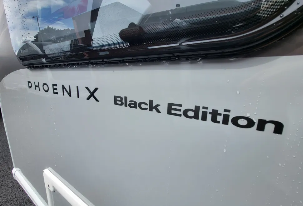Bailey Phoenix Black 640 2026
