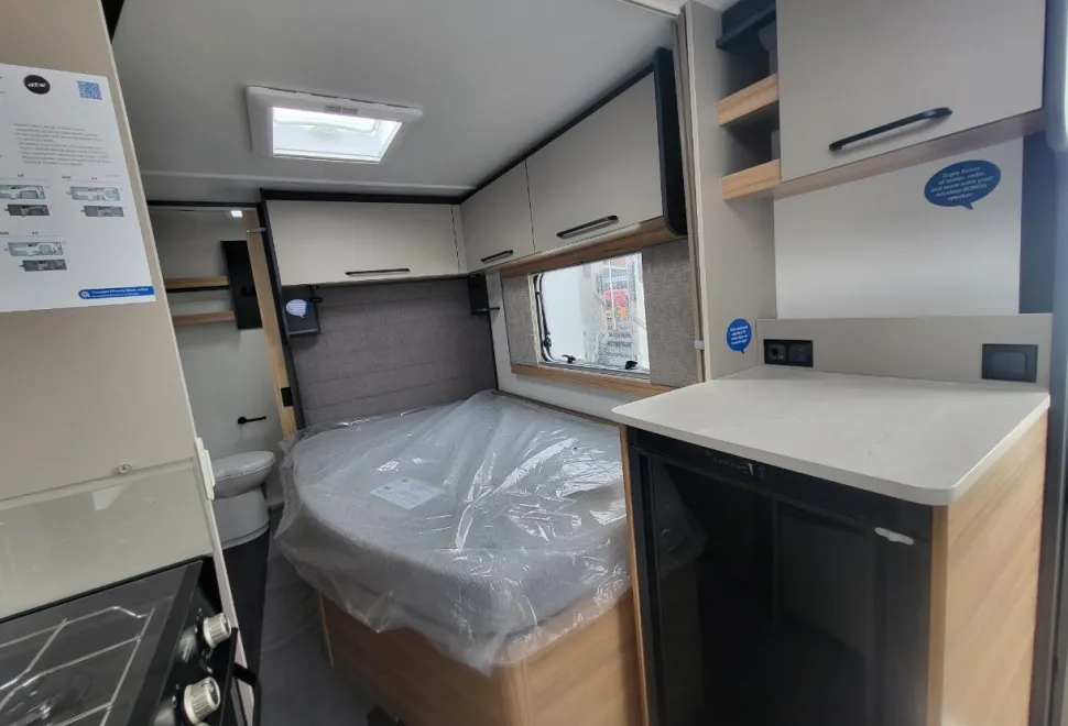 Bailey Phoenix Black 440 2026