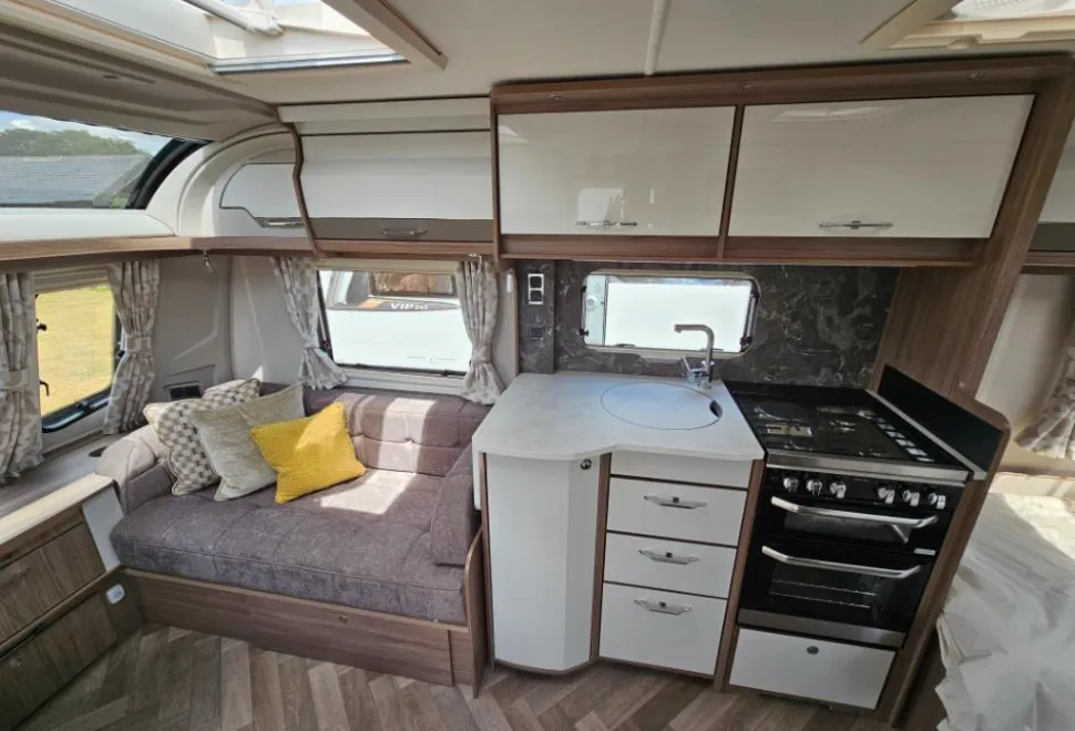 Coachman VIP 565 2026