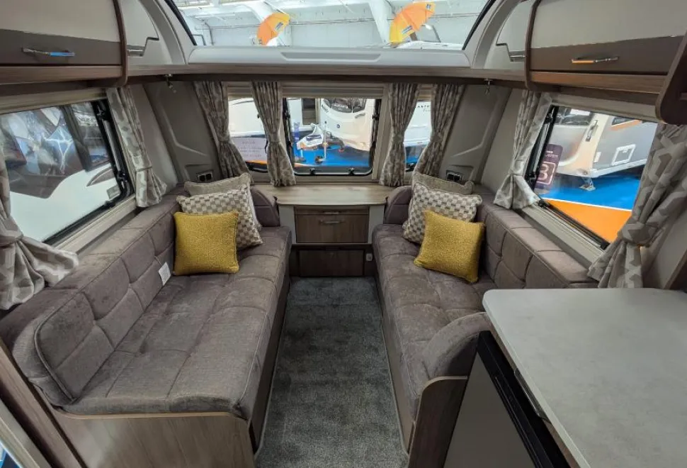 Coachman VIP 545 2026