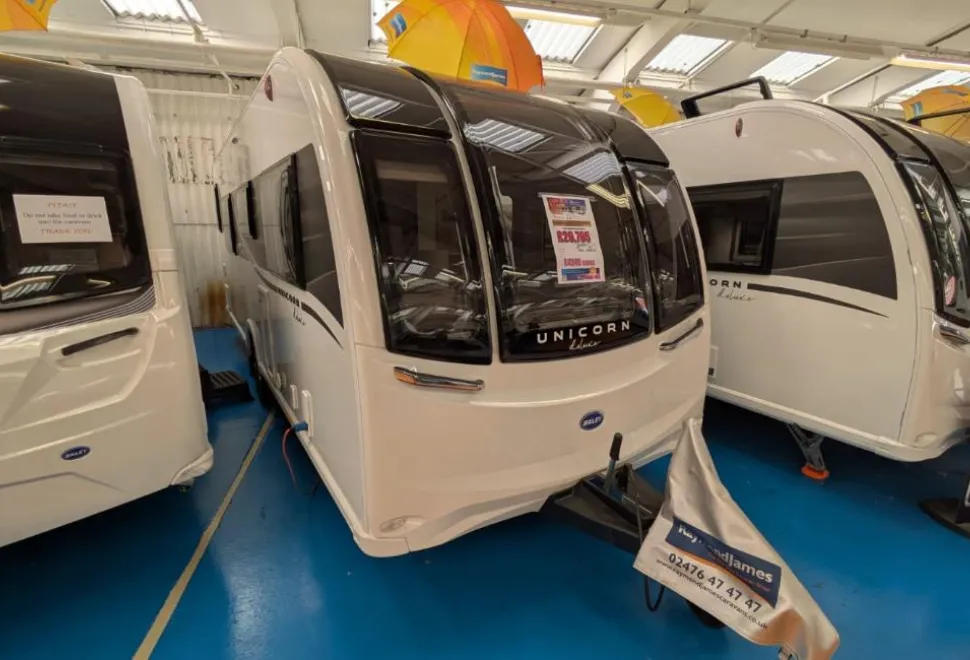 Bailey Unicorn Deluxe Vigo 2026