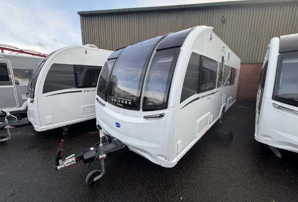 Bailey Unicorn Deluxe Cadiz 2026