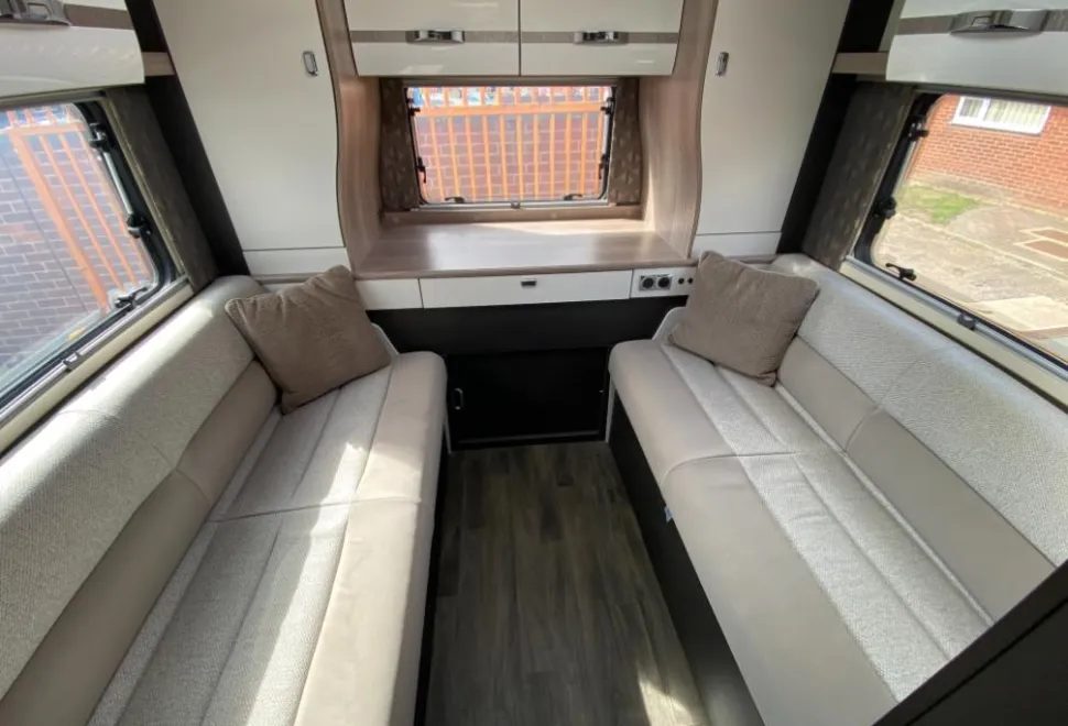 Swift Escape 64 2024